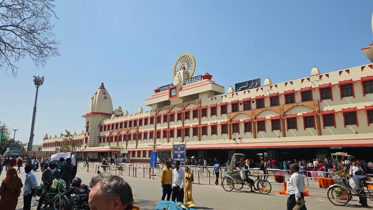 12.3. 2025 Ranní prozření cestou do Váránasí 1/3