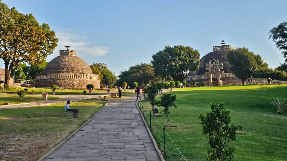10.3. 2025 Stoupáme k Velké stúpě v Sanchi